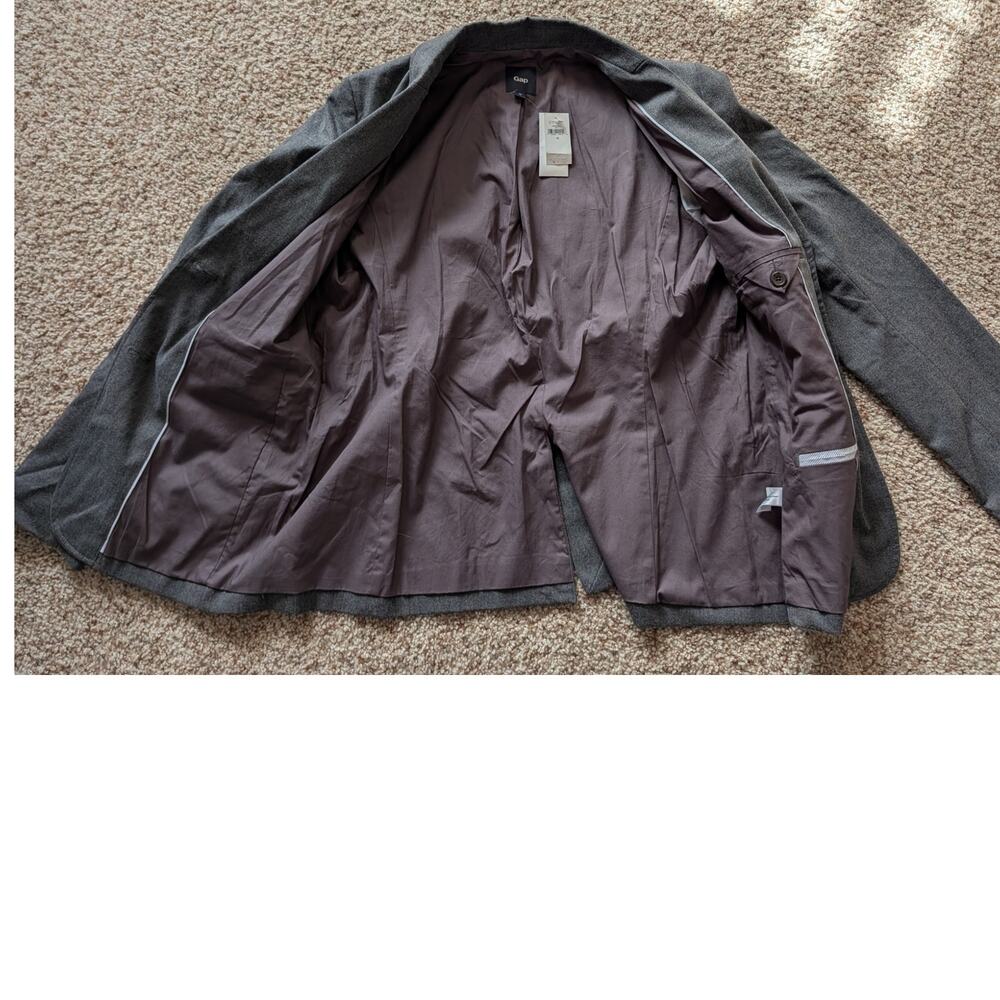 GAP Classic 2 Button Women's Gray wool blend blazer, NWT, size 12 - Picture 9 of 13